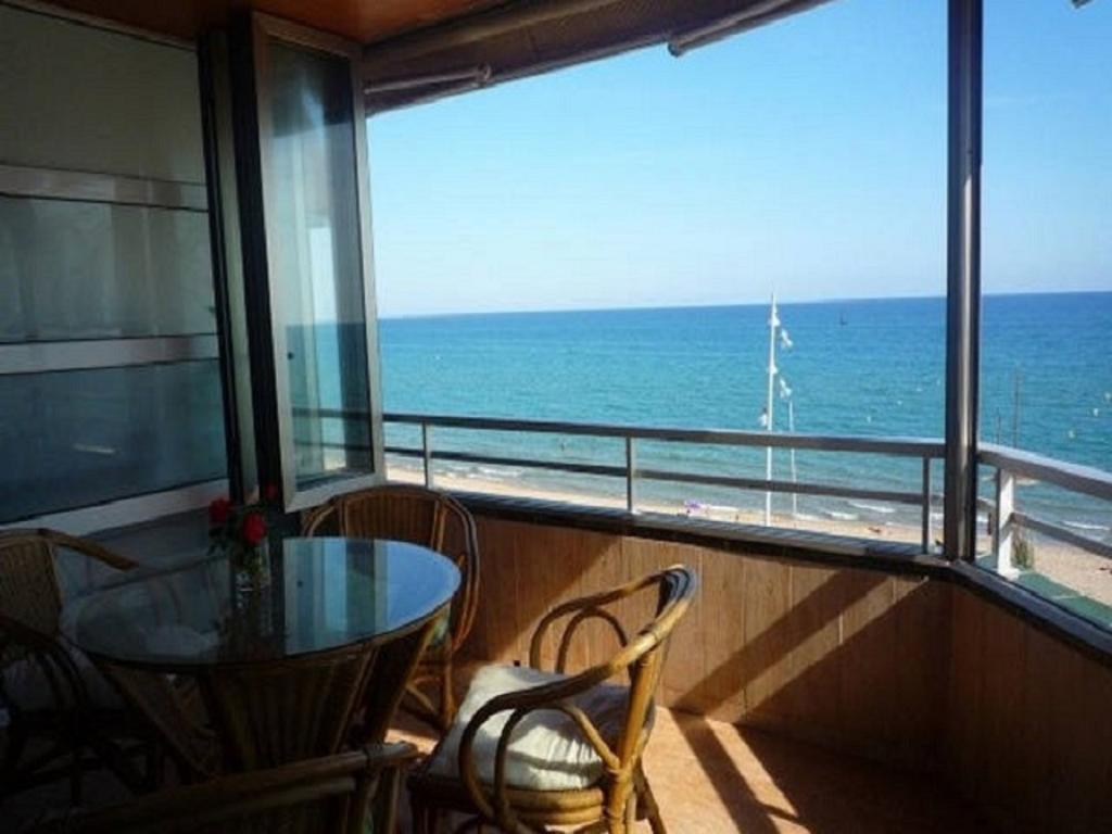 Apartamento Rosendo Calafell Pokoj fotografie